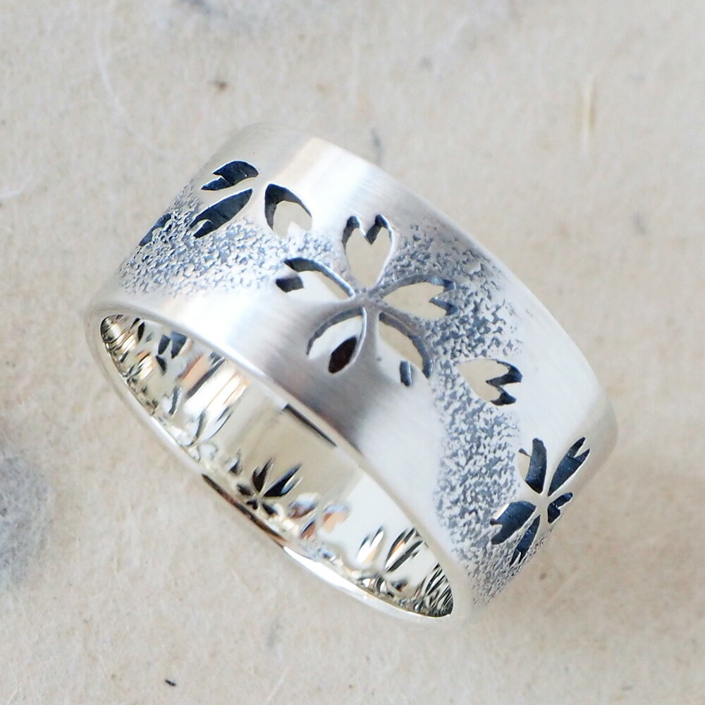 楽天市場】エス 霞桜（かすみさくら）透かし彫り 平打リング シルバー