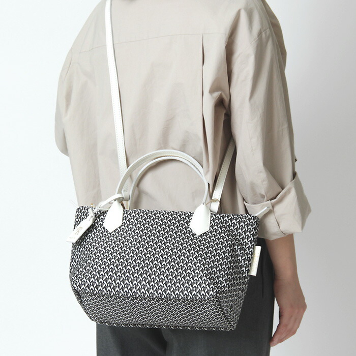 楽天市場】【10％クーポン】【TATAMI NEWモデル】【正規品】ロベルタ