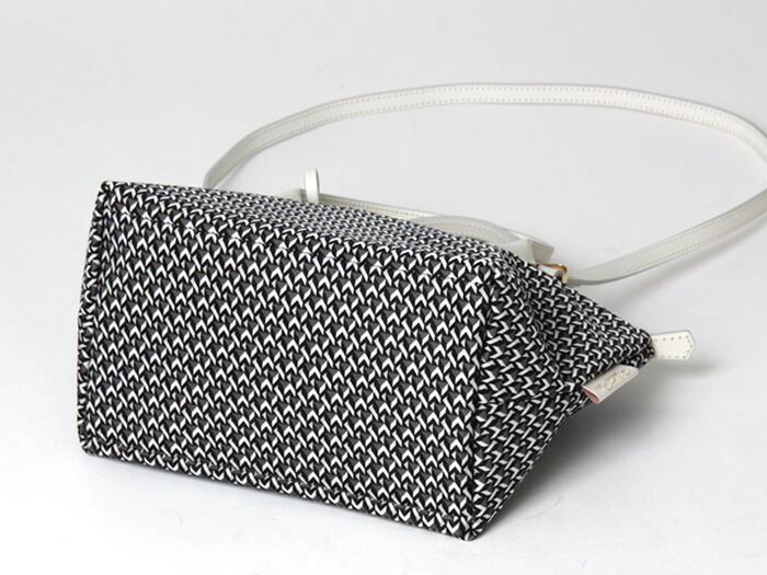 楽天市場】【10％クーポン】【TATAMI NEWモデル】【正規品】ロベルタ