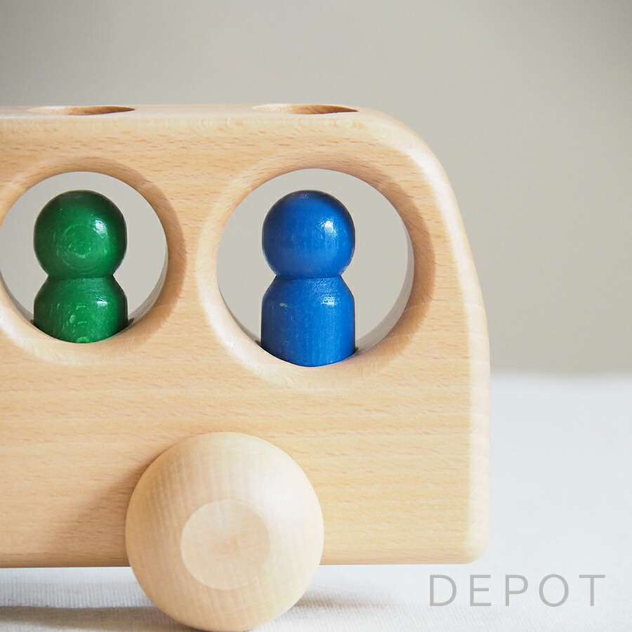 楽天市場】ケラー社 4人のりバス 白木 / 赤 木のおもちゃ ドイツ 木製