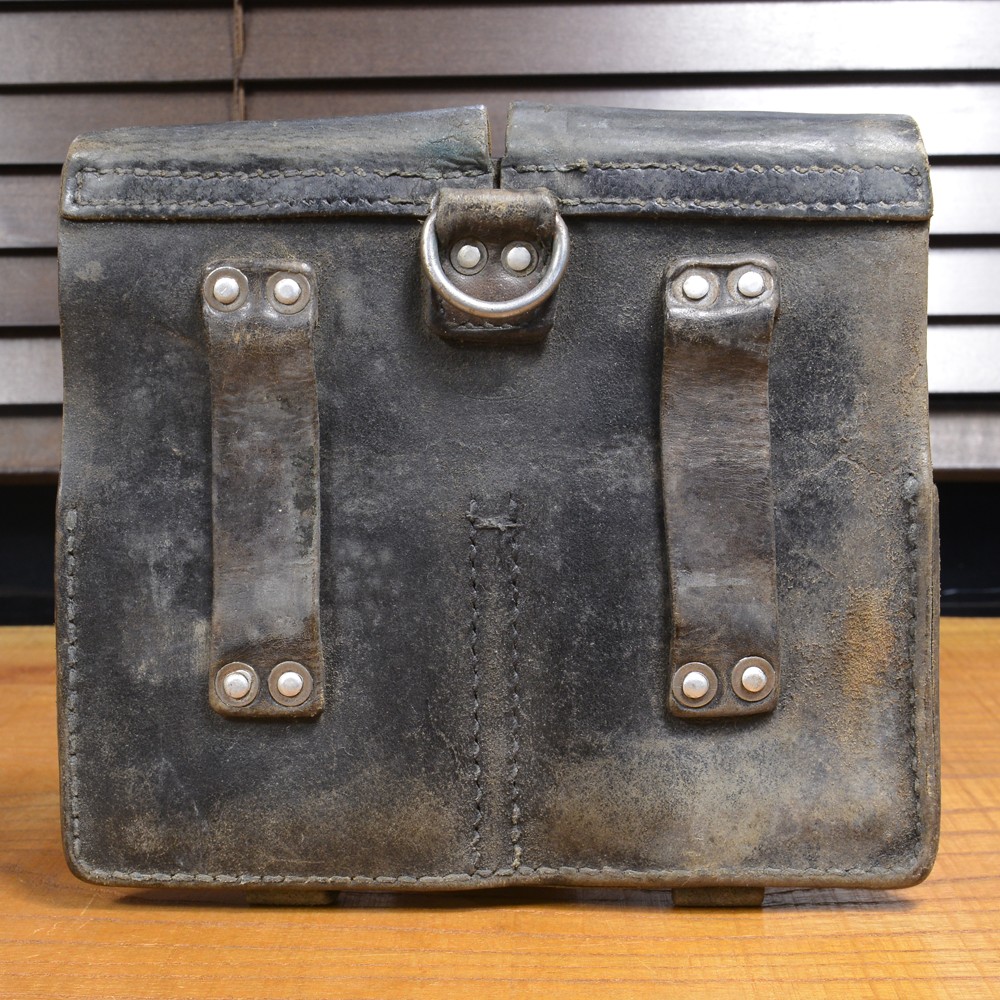 楽天市場】オーストリア軍放出品 ダブルマガジンポーチ レザー製 StG58