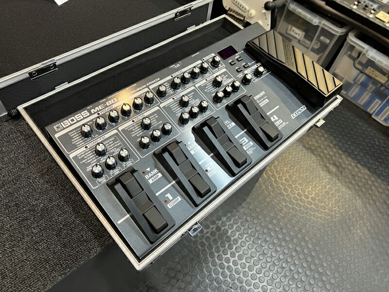 楽天市場】BOSS ( ボス ) ME-80 【エフェクターボード+シールド3mx2本+