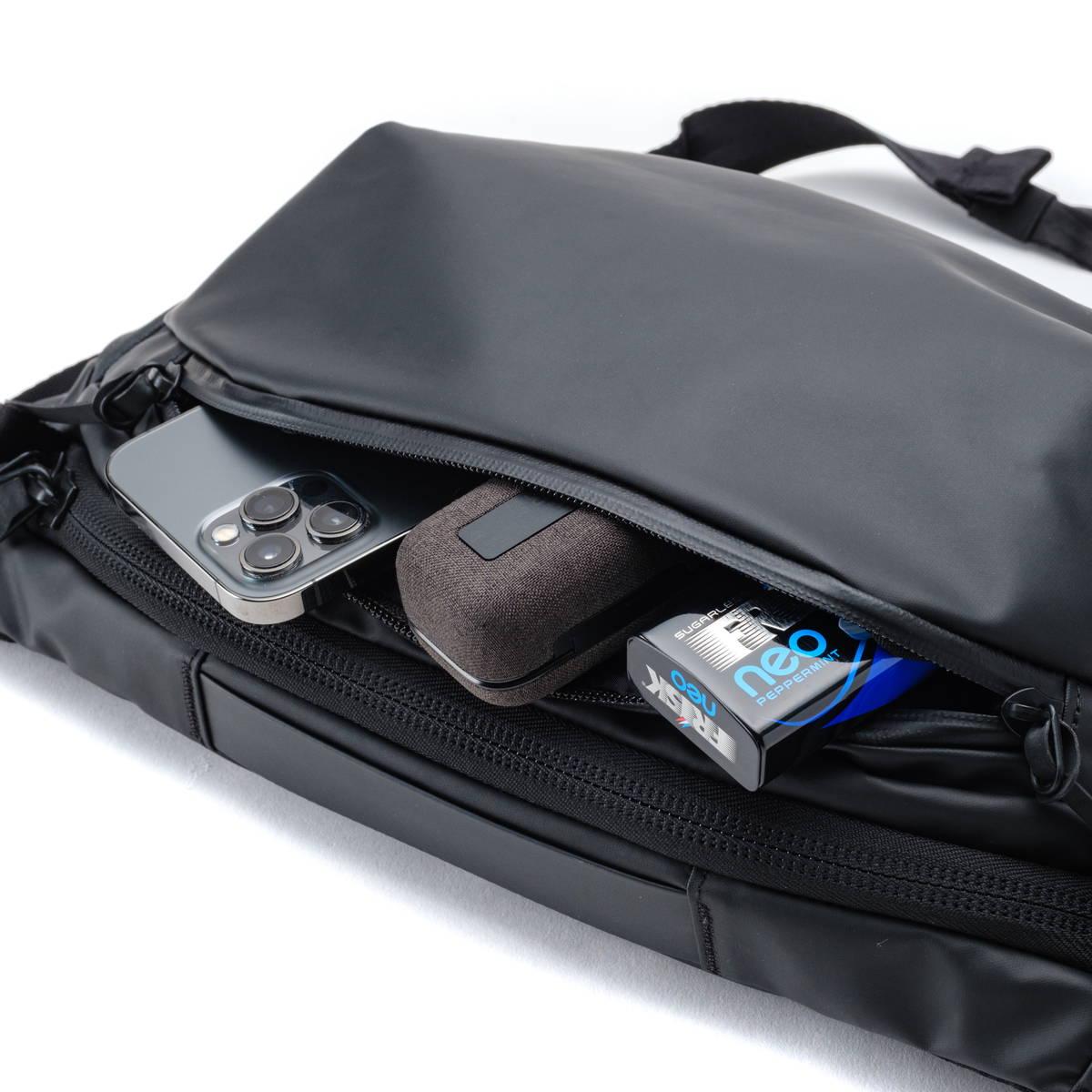 楽天市場】【最大62倍 3/5限定】 アンインセイン ボディバッグ