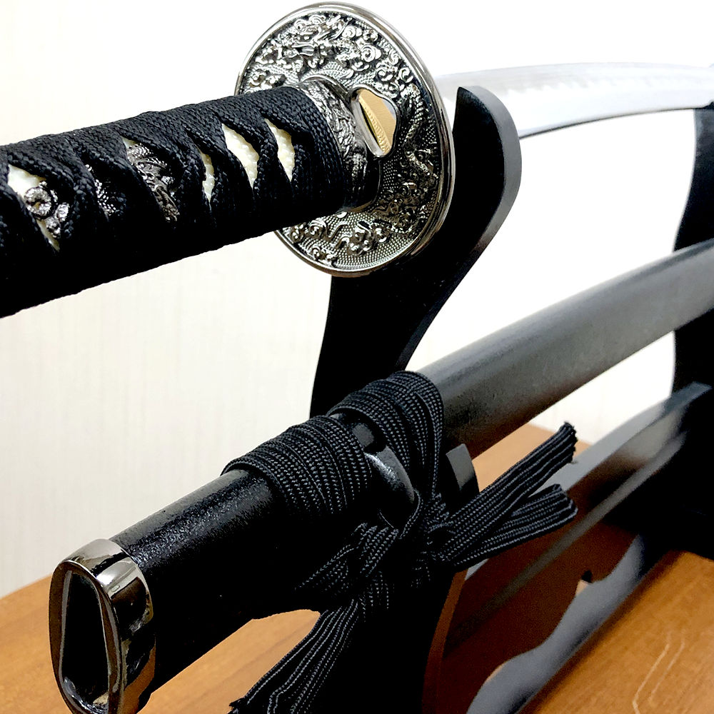 楽天市場】日本刀 黒石目 大刀 美術刀剣 新デザイン侍刀 武将コスプレ