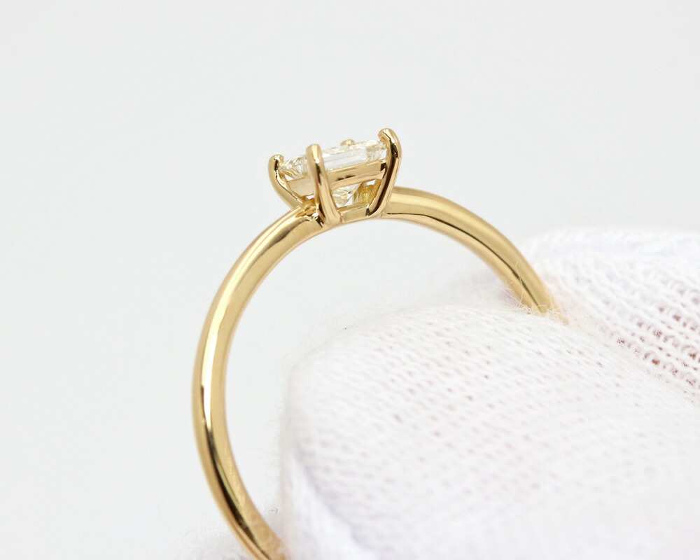 楽天市場】「プリンセスカット」 一粒 リング ダイヤモンド 0.294ct【J