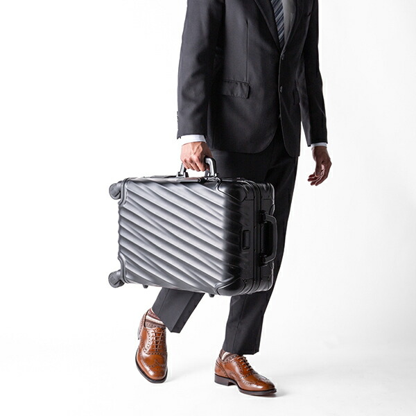 楽天市場】＼店内、SS限定SALE開催中／ トゥミ TUMI スーツケース 31L