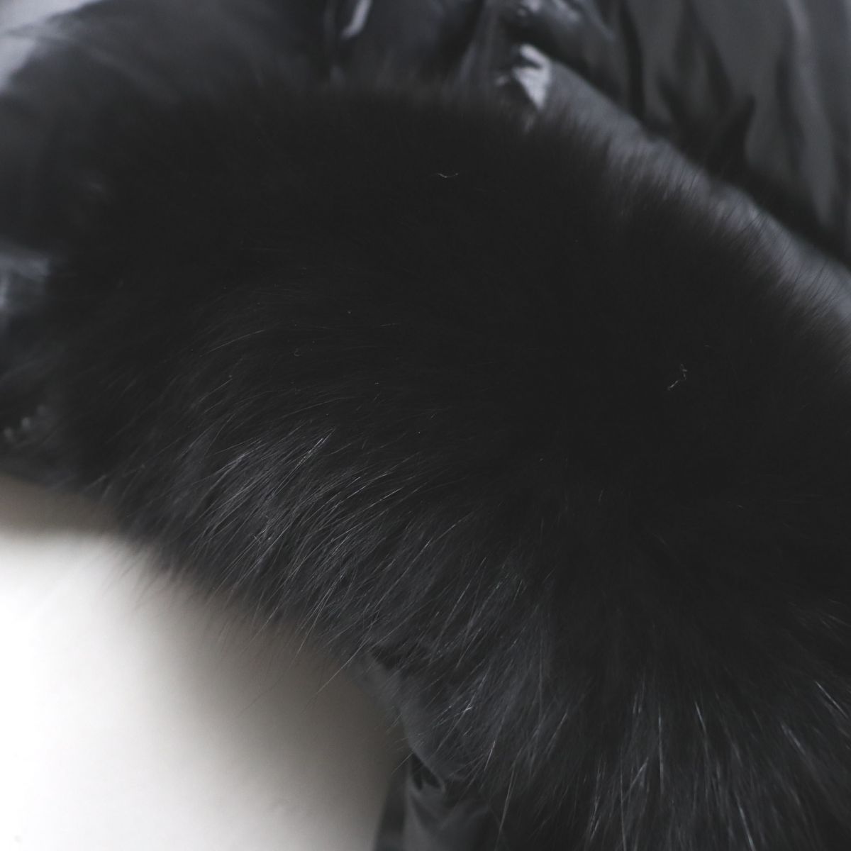 楽天市場】美品◎正規品 MONCLER モンクレール SERIFUR セリファー