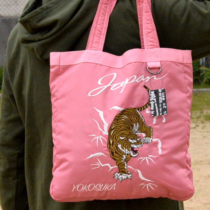 楽天市場】刺繍 MA-1 トートバッグ メンズ レディース 鞄 スカジャン