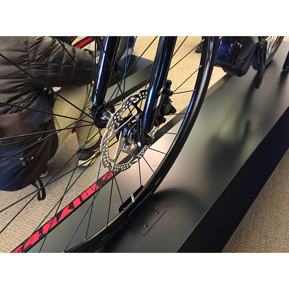 楽天市場】【SHIMANO STEPS搭載の電動クロスバイク】[CRUISE(クルーズ