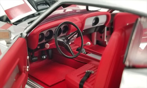 楽天市場】ミニカー 1969 フォード・マスタング BOSS 302 銀/赤ライン