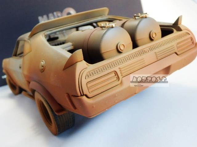 楽天市場】1/18 AUTOart オートアート☆マッドマックス2 ザ・ロード