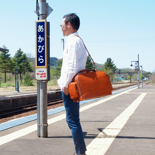 楽天市場】【NHKイッピンで紹介されました！】本革 牛革 旅行 メンズ