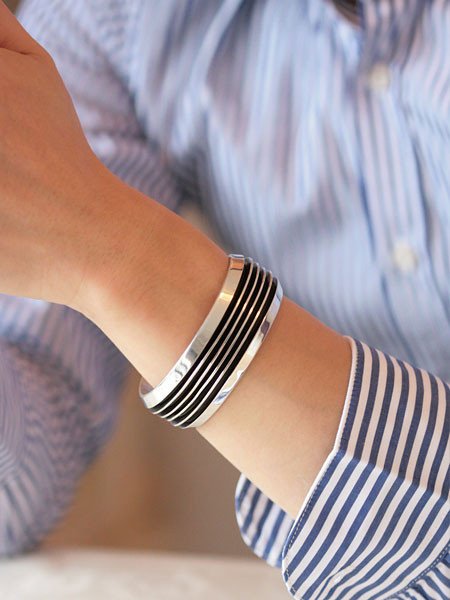 楽天市場】TOM HAWK トムホーク 【 5 line Bangle 24mm / 5ライン