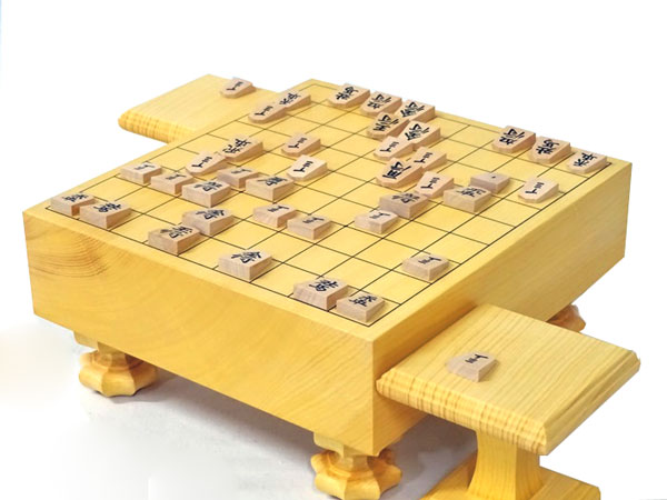 楽天市場】ミニチュア高級将棋盤セット 精巧な本格的本榧15号一枚板足