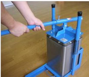 楽天市場】一斗缶 開封装置 カンイッキ : マイスターかかし屋