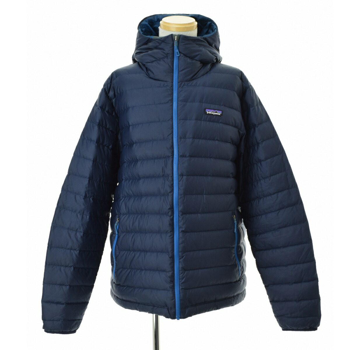 楽天市場】パタゴニア ダウンセーター ネイビーの通販