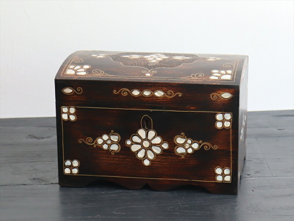 楽天市場】螺鈿細工木製宝箱 W28×H19×D18.5cm 胡桃の木 Mother of