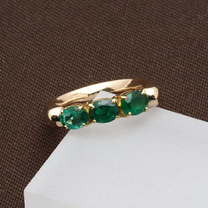 楽天市場】K18 天然エメラルド リング 13号 オーバル1.25ct 鑑別書付き