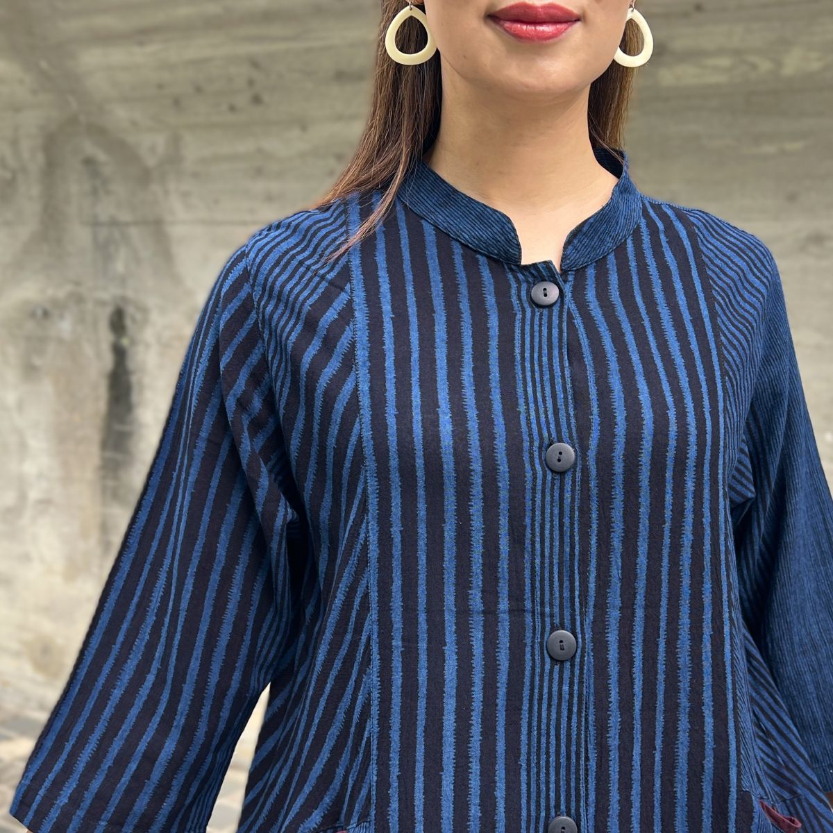 楽天市場】【武州正藍染め抜染前開きブラウス】綿100％ミセス40代