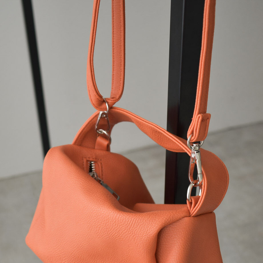 楽天市場】ミニボックス ショルダーバッグ ホワイト/オレンジ/ブラック