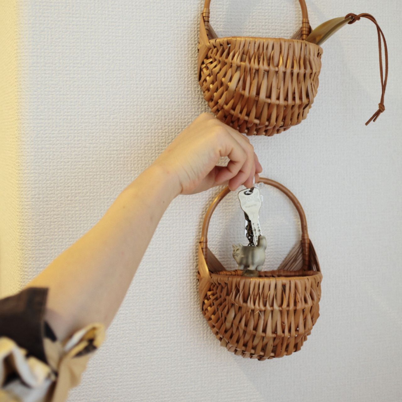 楽天市場】ラトビア PINUMU PASAULE 柳のウォールバスケット 木製