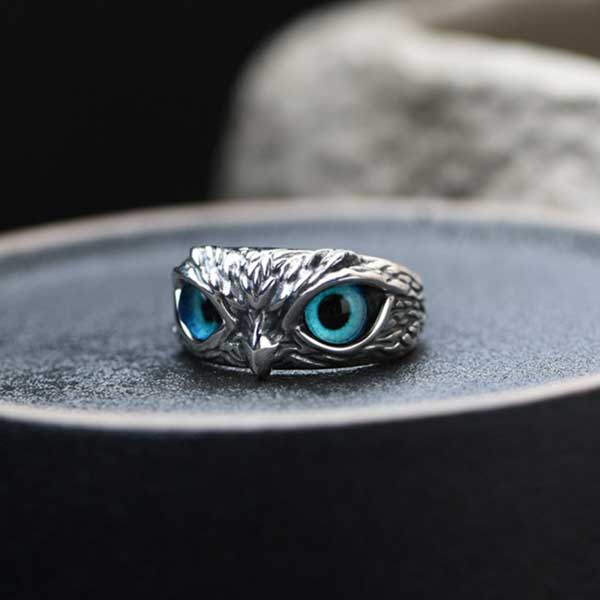 楽天市場】【幸運を運ぶ、青い瞳の守り神】フクロウ リング 指輪