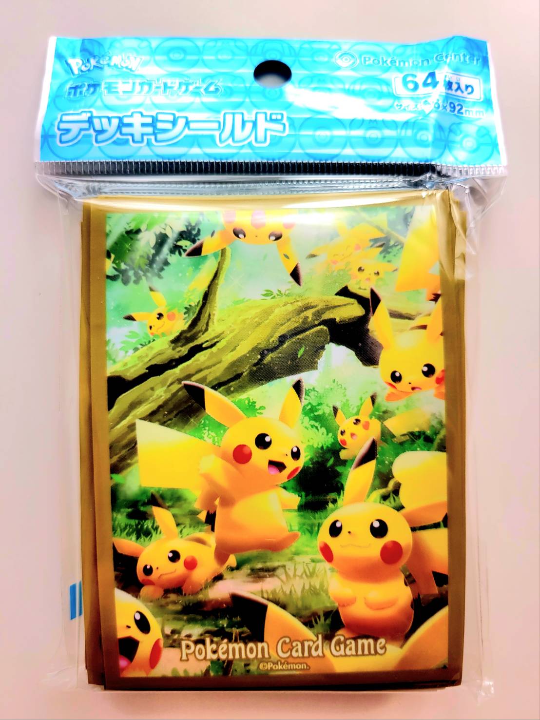 楽天市場】ポケモンカードゲーム デッキシールド ピカチュウの森Ver.2
