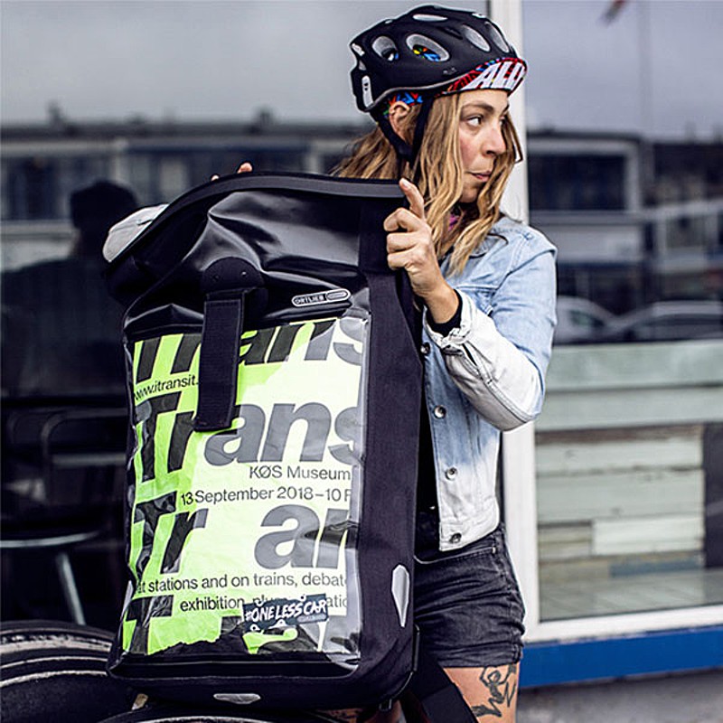 楽天市場】オルトリーブ メッセンジャーバッグ プロ ORTLIEB : 自転車