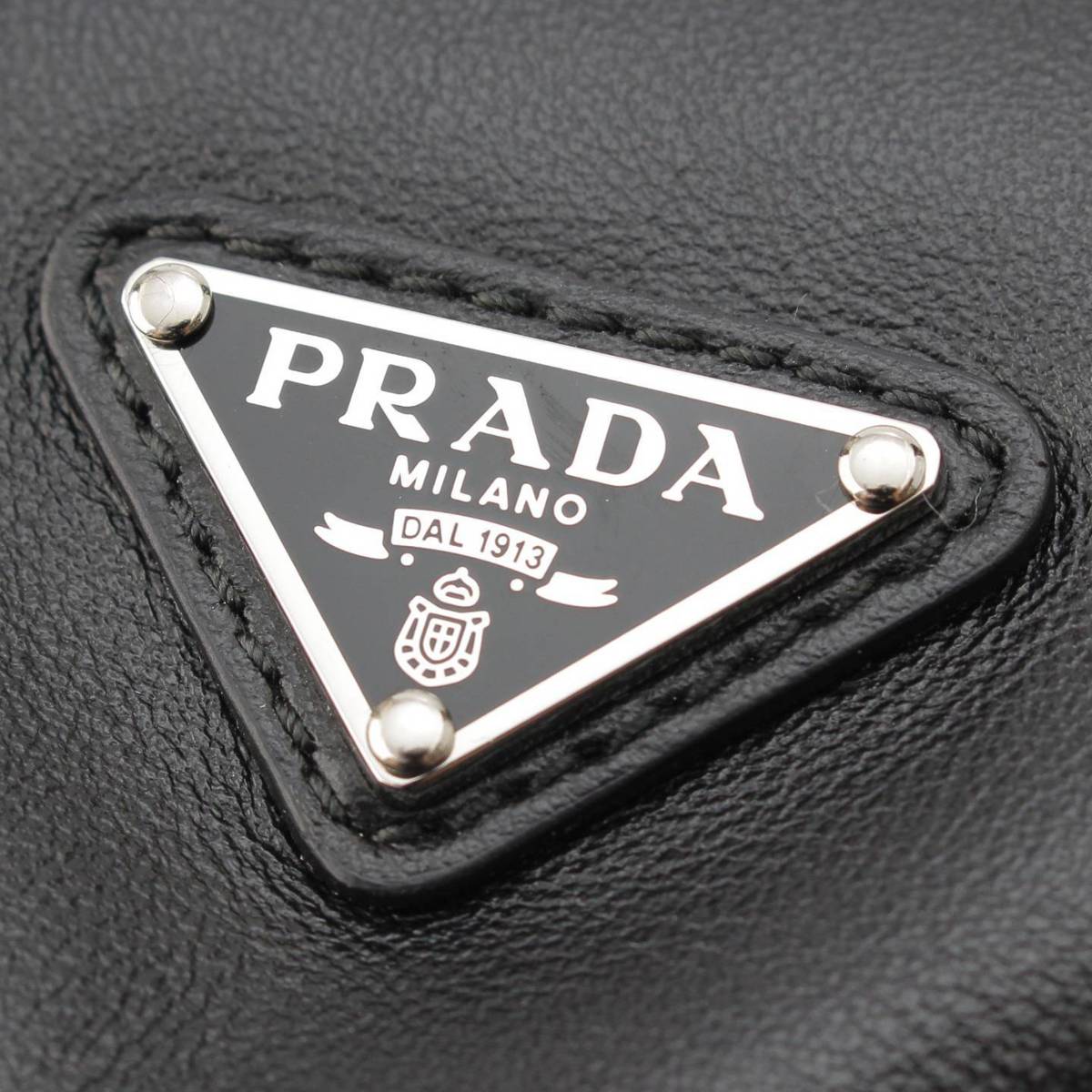 楽天市場】【プラダ】Prada トライアングル 三角ロゴ レザー クラッチ