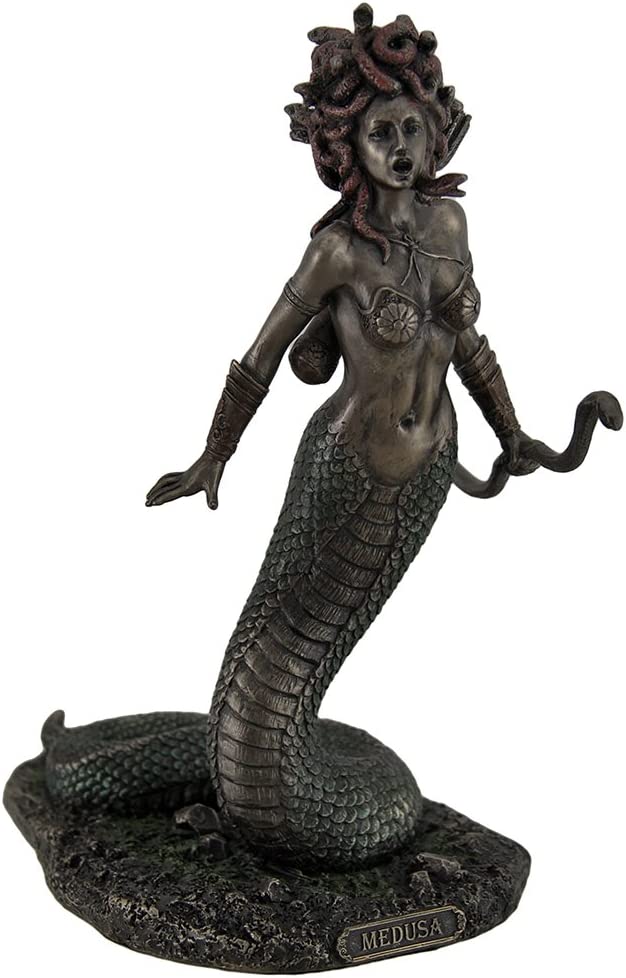 楽天市場】古代ギリシャ神話 立って、弓を持っているメデューサ