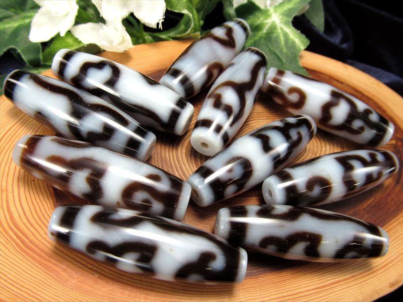 楽天市場】○A至純天珠【水蓮花白天珠(すいれんかしろてんじゅ)】縦約