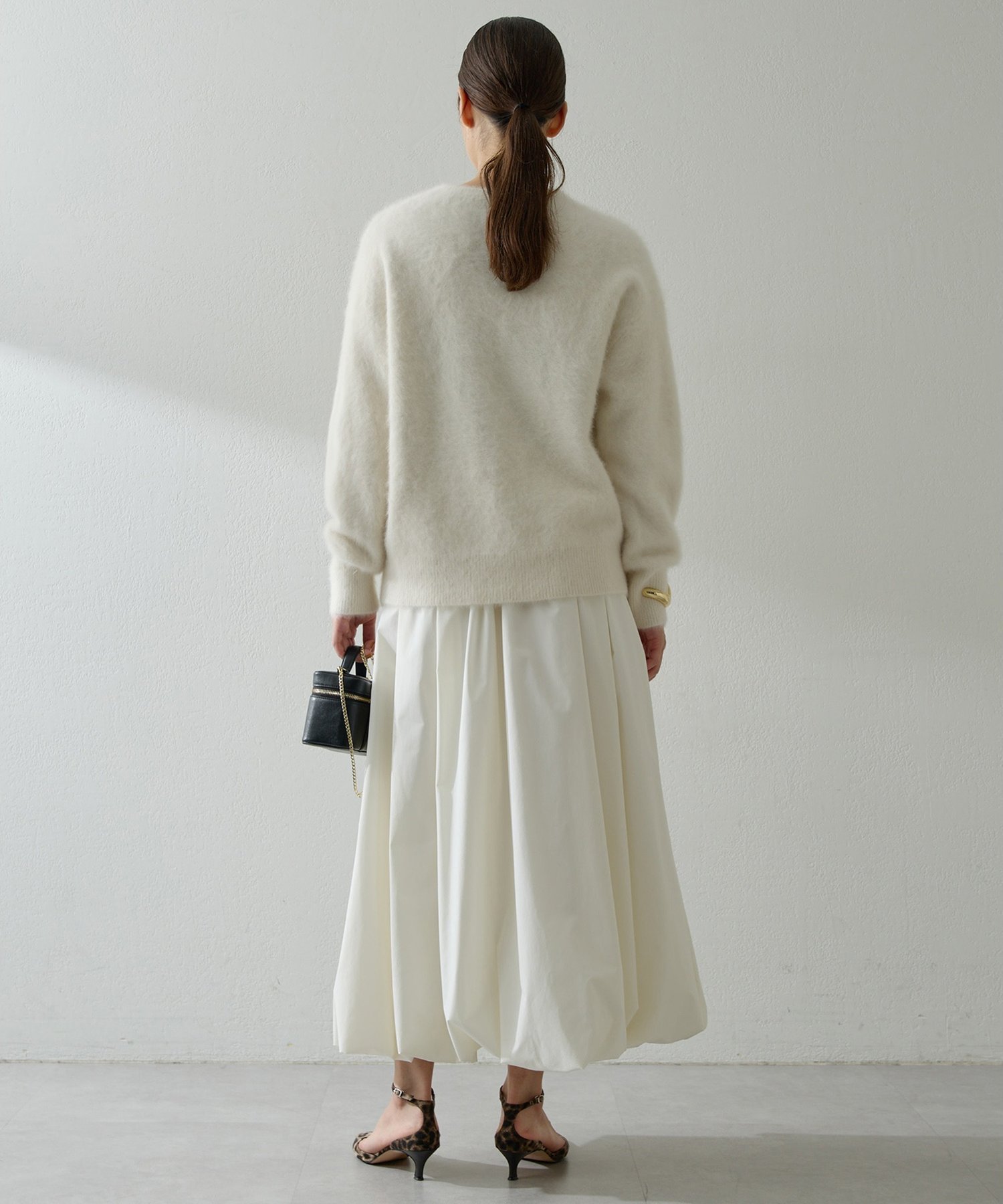 Whim Gazette｜ファークルーネックプルオーバー | Rakuten Fashion