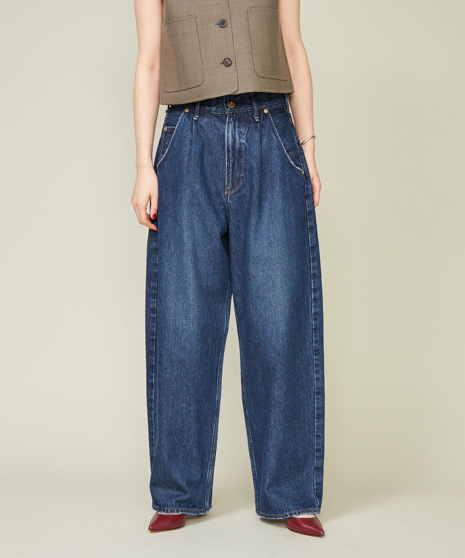 UNITED ARROWS｜【別注】<upper hights for conte>タックデニムパンツ