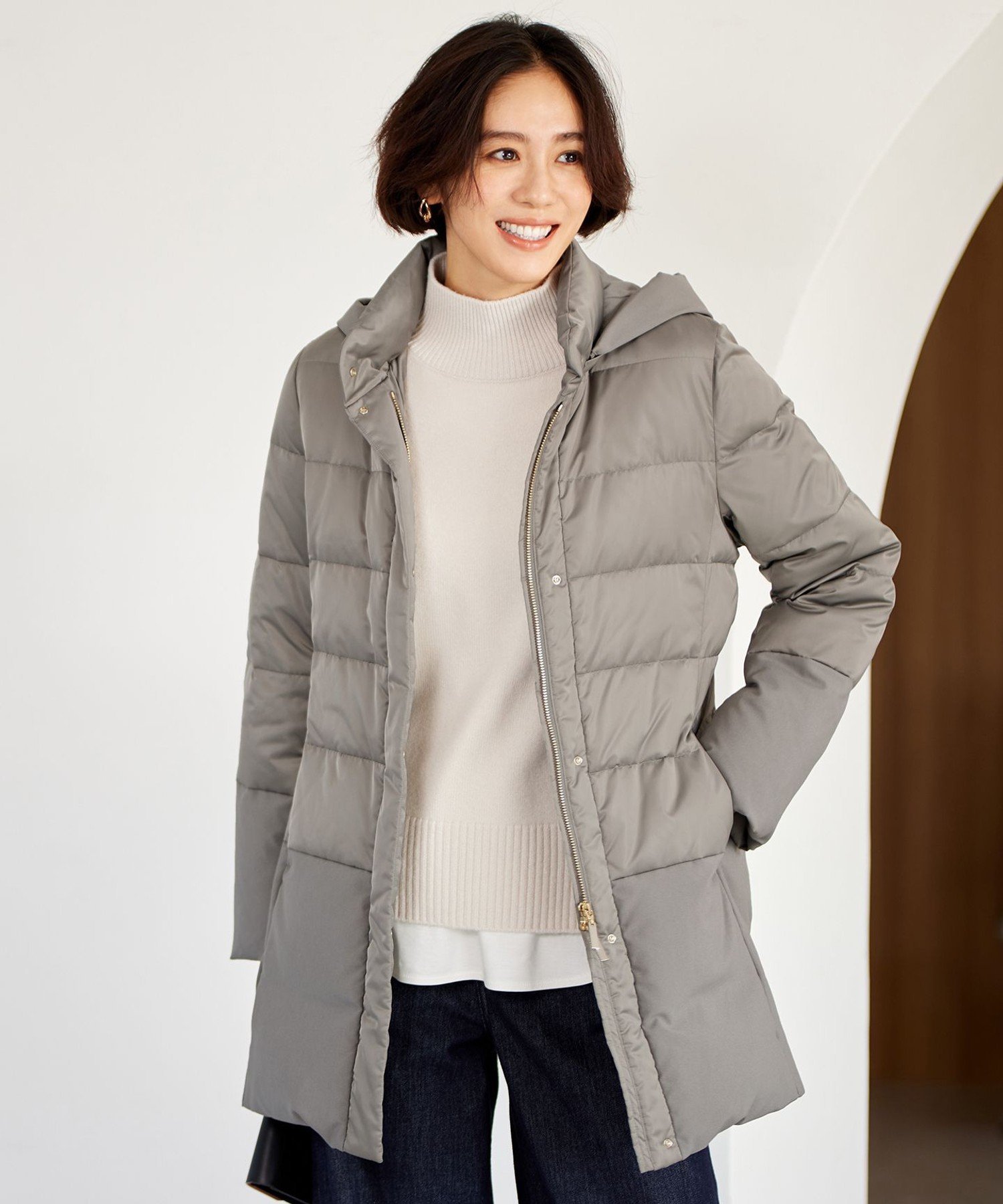 自由区｜【撥水加工・洗える】ブライトダウンフード付き ダウンコート