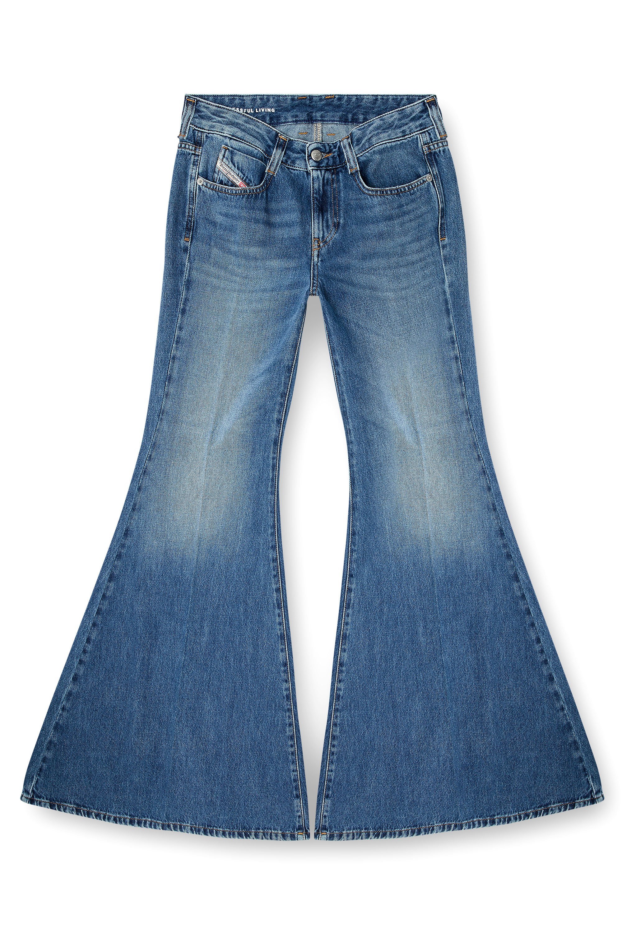 DIESEL｜ウィメンズ デニムパンツ FLARE 1970 D-BLEESS L.30 | Rakuten