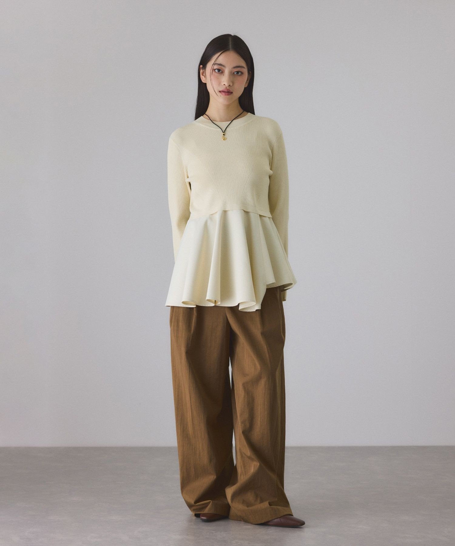 ADAM ET ROPE'｜【サステナブル】ペプラムコンビニットプルオーバー