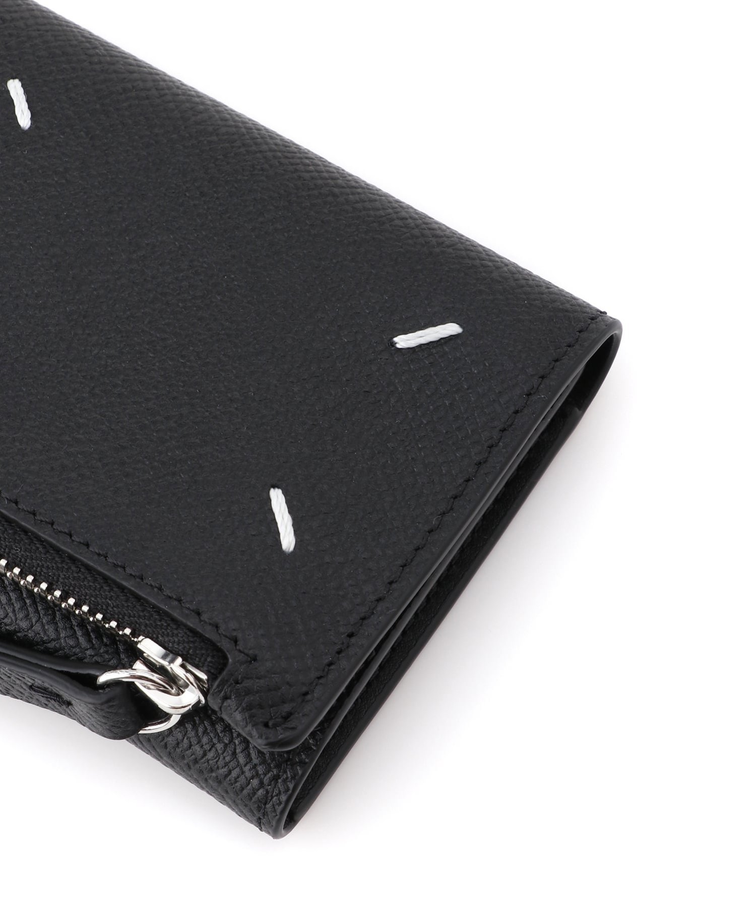 Maison Margiela(メゾンマルジェラ)｜三つ折りレザーウォレット