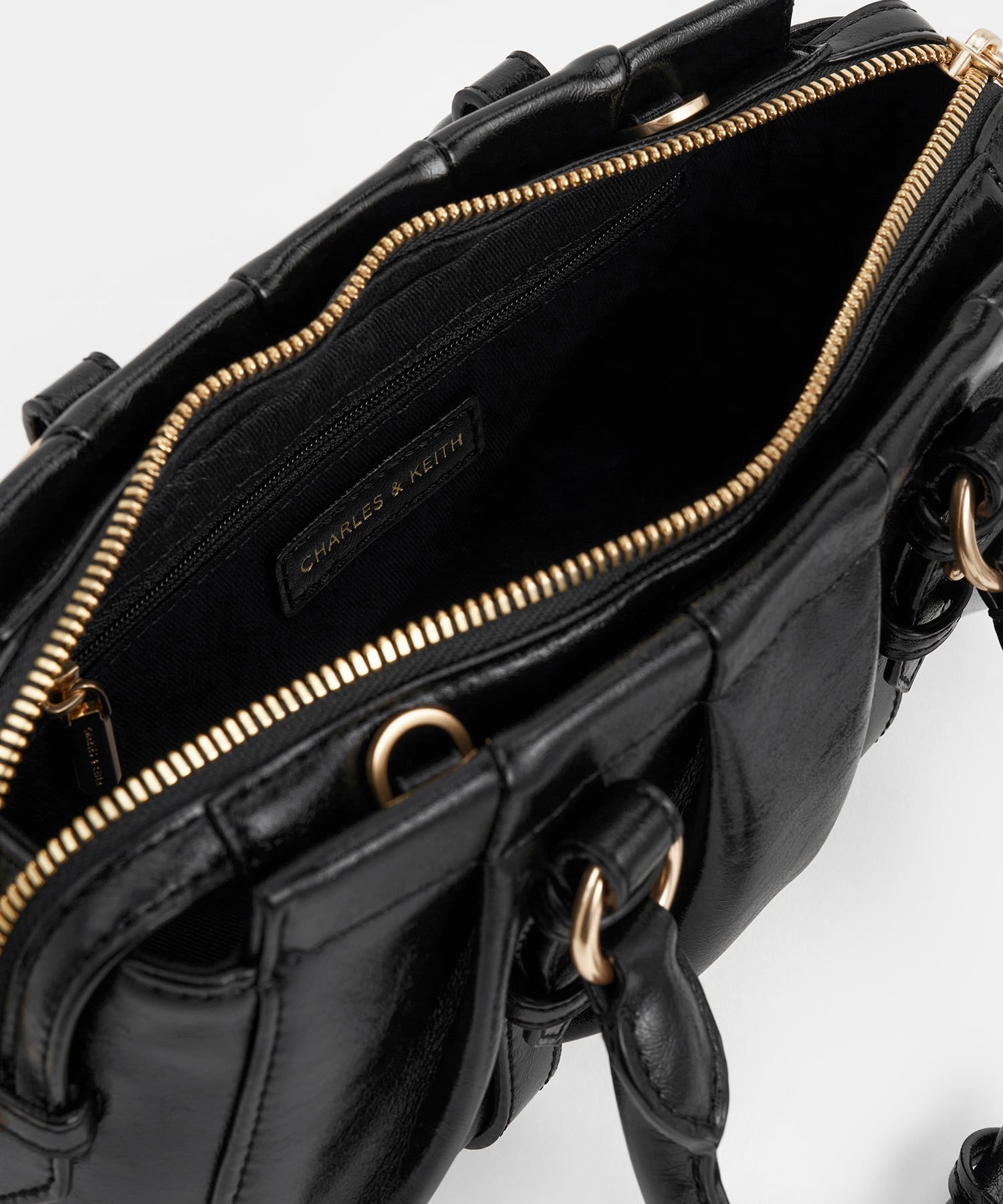 CHARLES & KEITH｜Brittonブリットンルーシュドトップハンドルトート