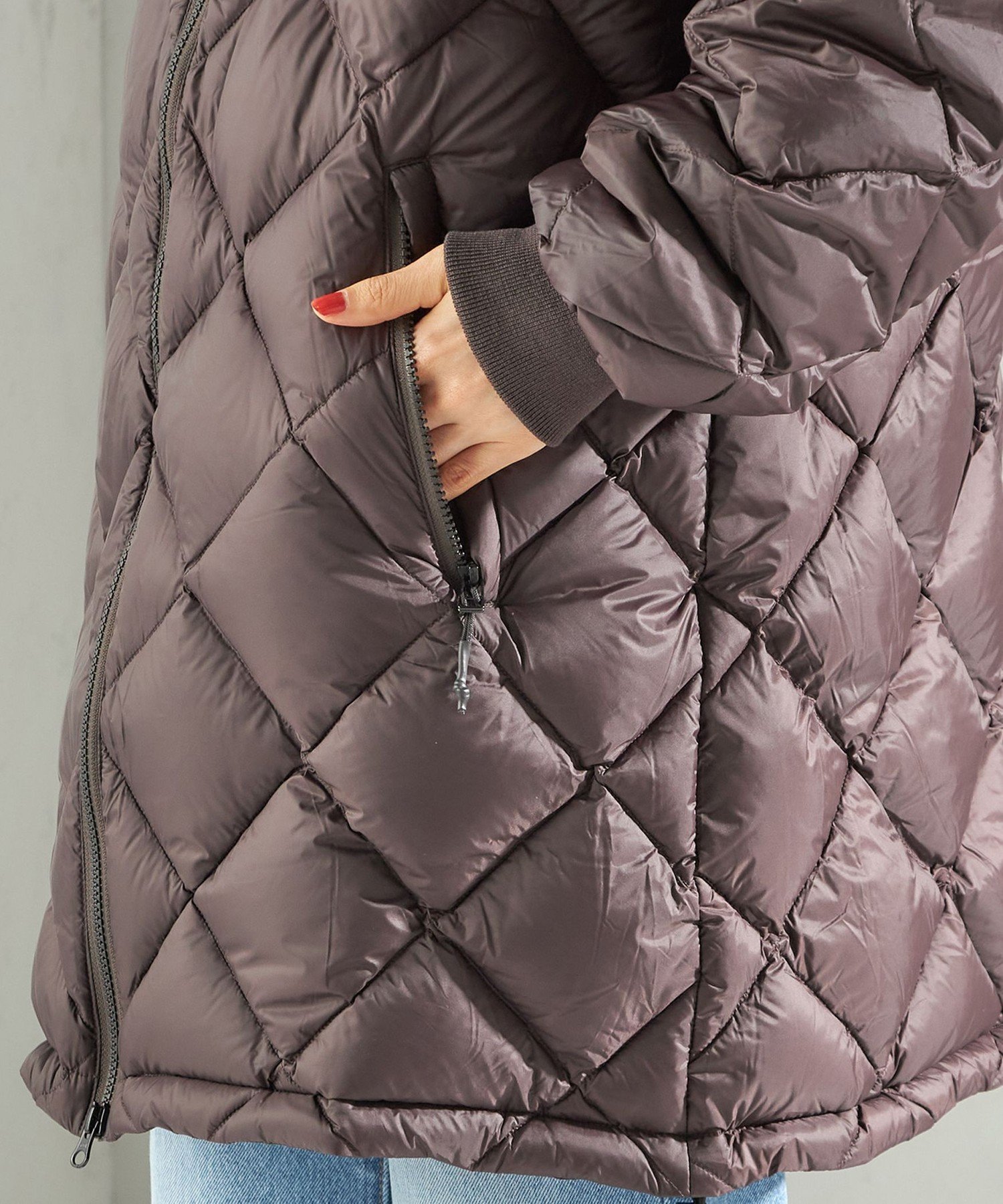 【SHIPS別注】Wai+ × TAION:〈手洗い可能〉ミディ ダウン コート SHIPS別注】Wai+ × TAION:〈手洗い可能〉ミディ ダウン コート