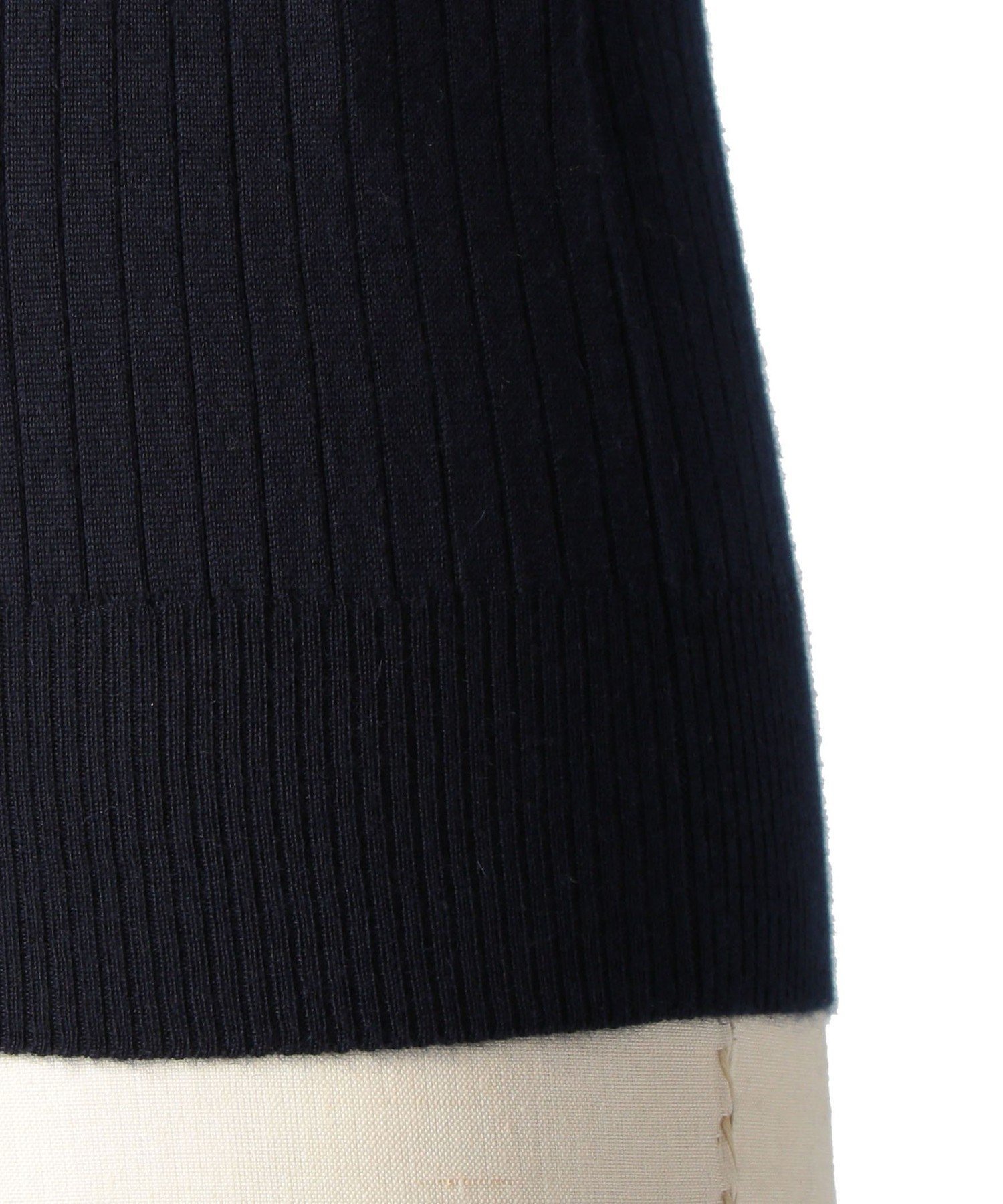 Drawer｜18G カシミヤシルクリブクルーネックニット | Rakuten Fashion