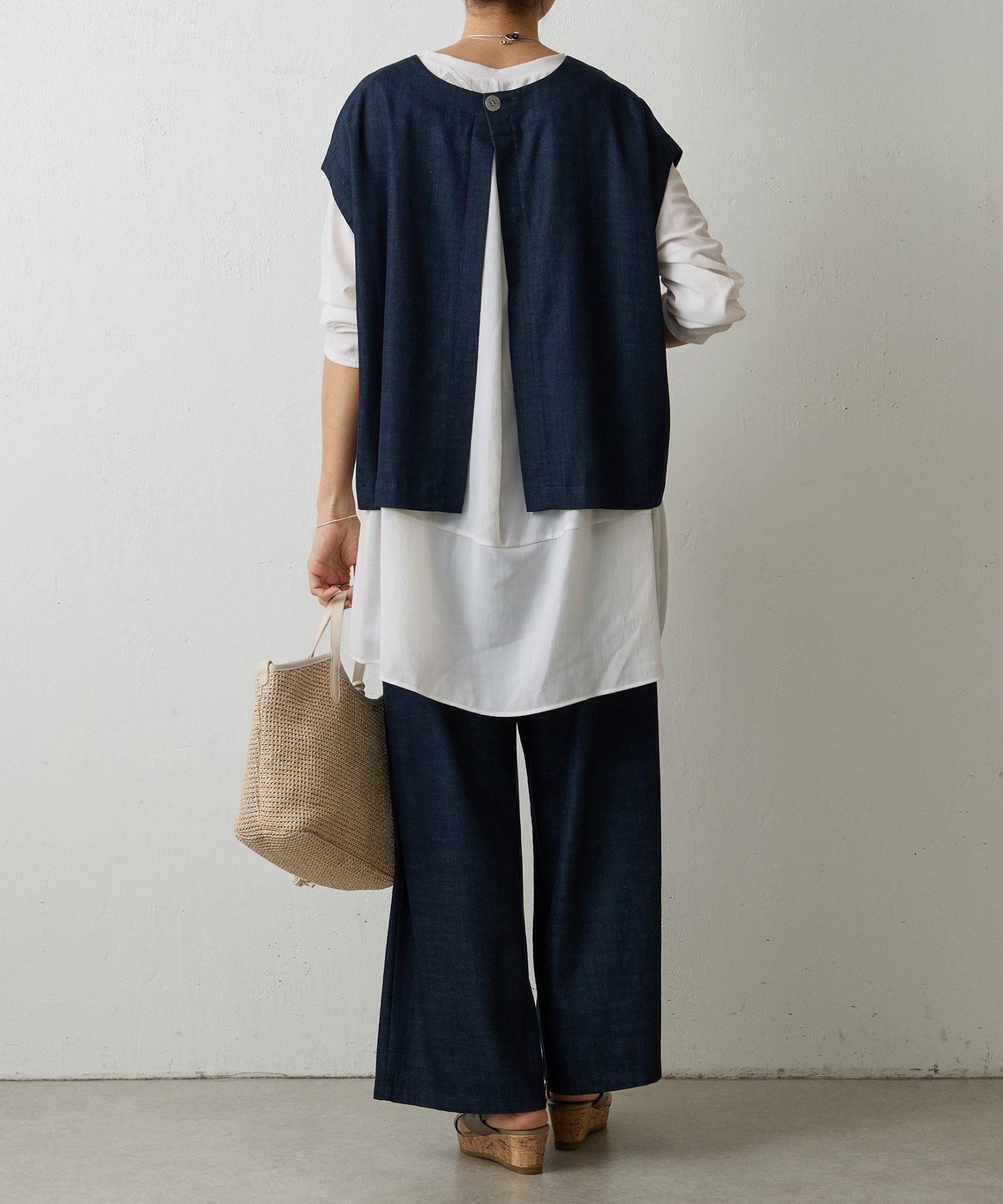 BEARDSLEY｜後ろドレープTブラウス | Rakuten Fashion(楽天