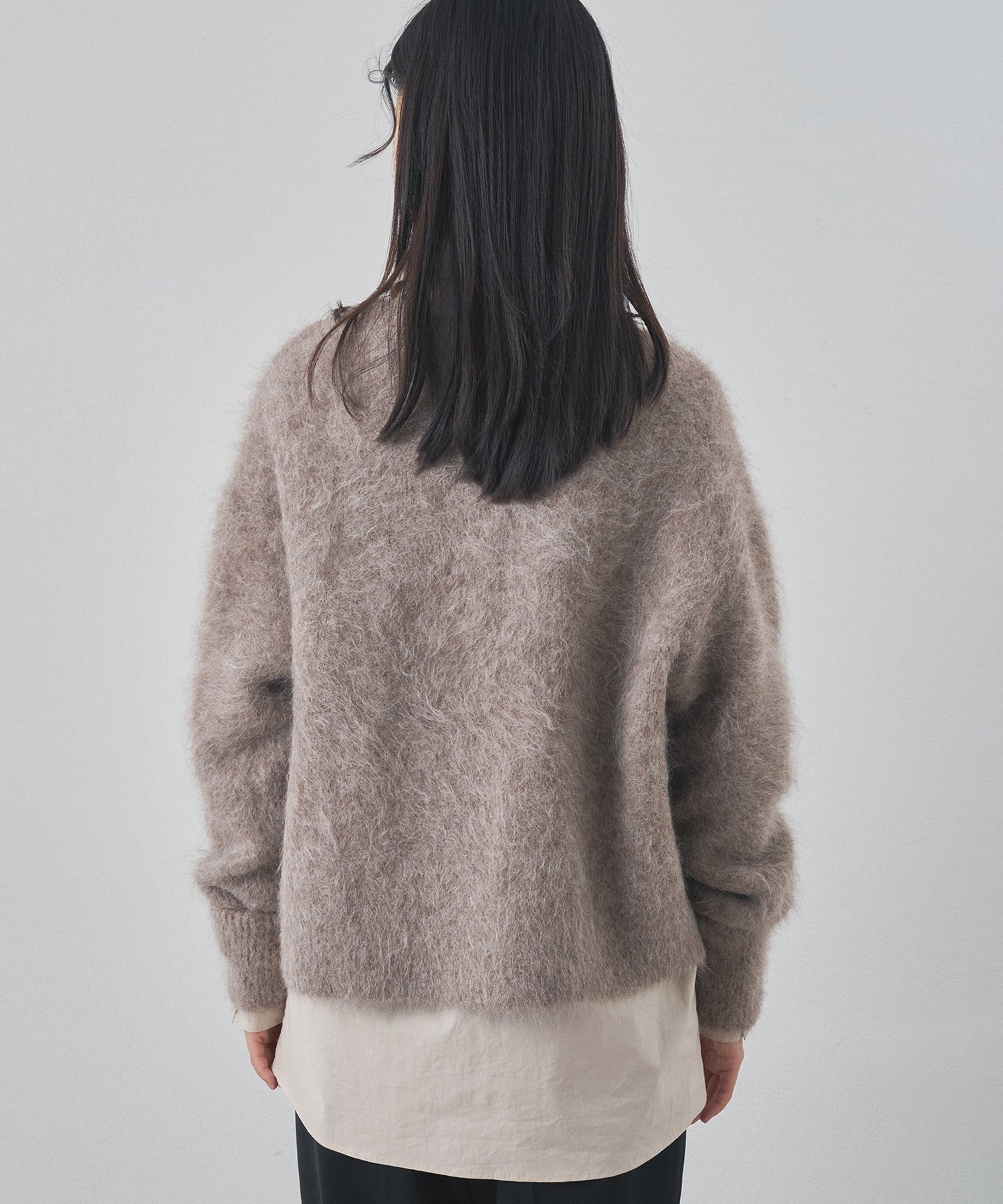 Whim Gazette｜スーリーアルパカクルーネックプルオーバー | Rakuten