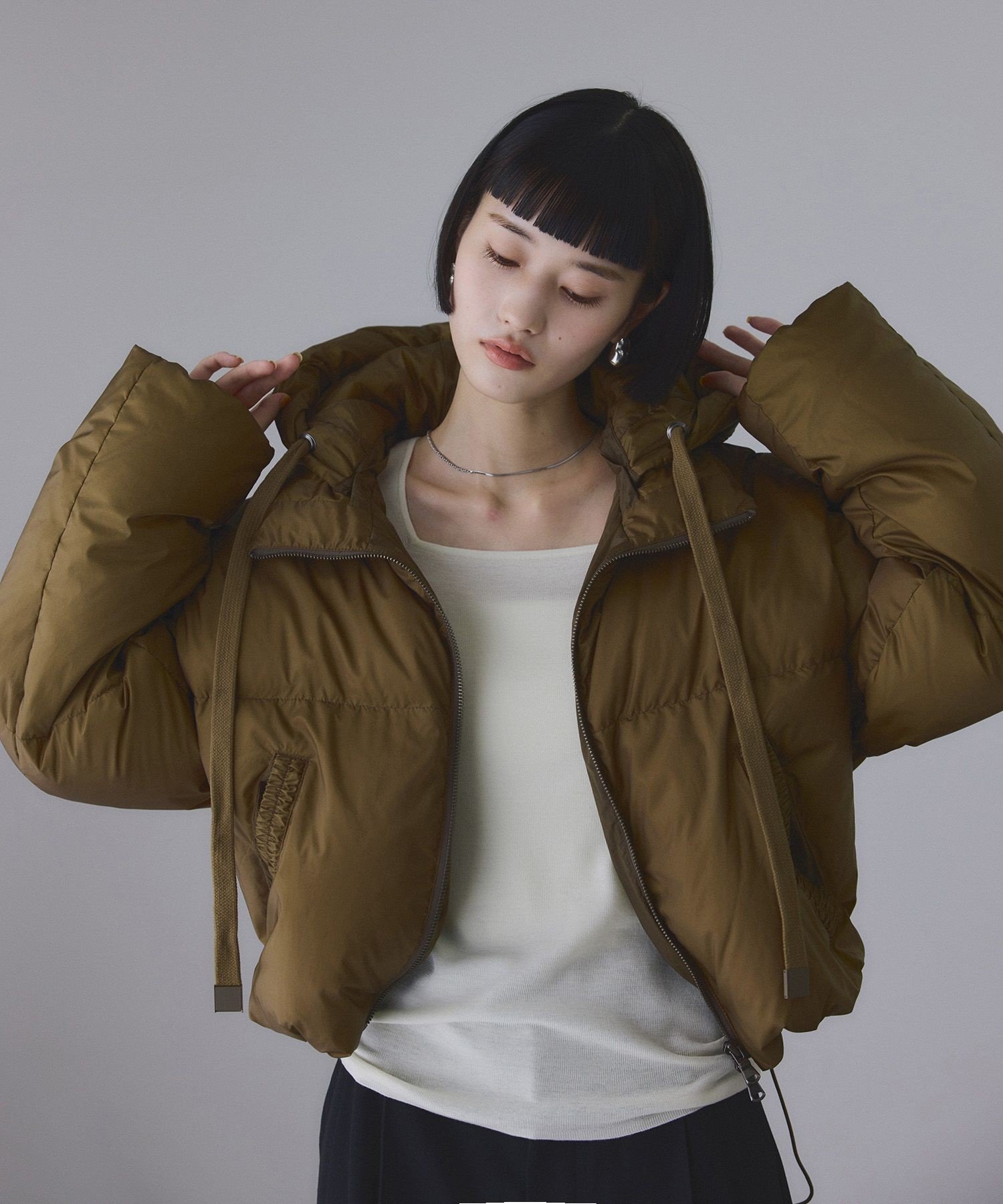 ADAM ET ROPE'｜【サステナブル】2WAYフーディショートダウン/撥水