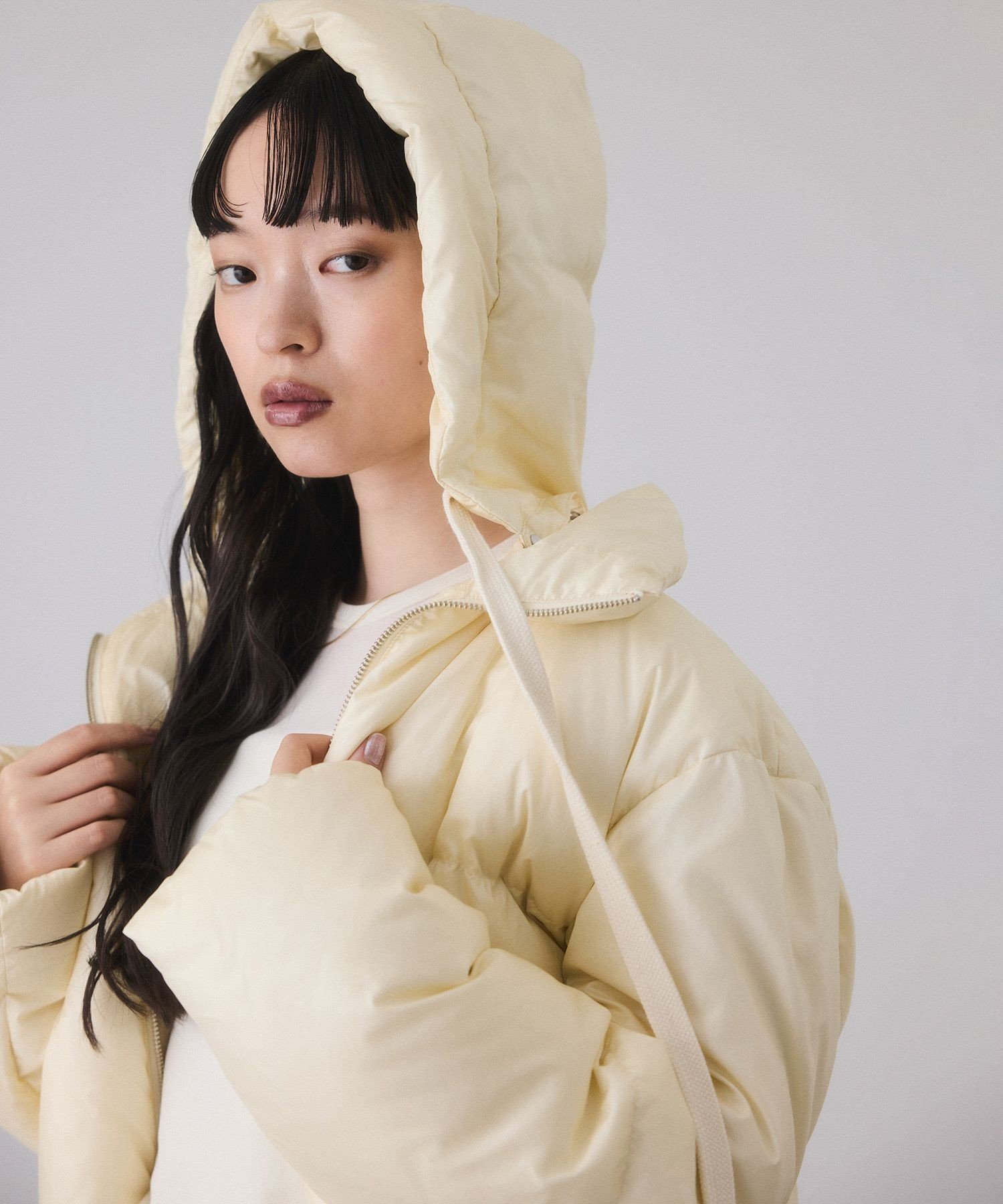 ADAM ET ROPE'｜【サステナブル】2WAYフーディショートダウン/撥水