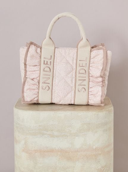 SNIDEL｜フリルキルティングロゴバッグ | Rakuten Fashion(楽天