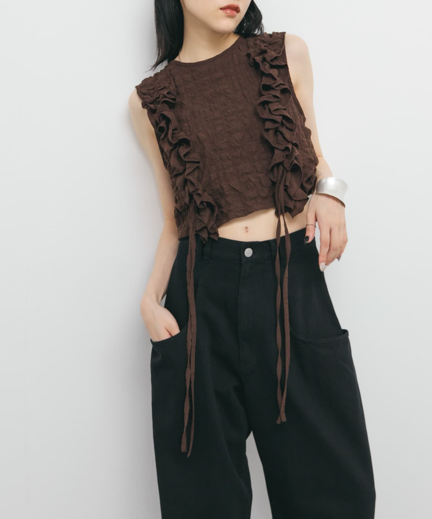 KBF｜2WAYフリルノースリーブトップス | Rakuten Fashion(楽天