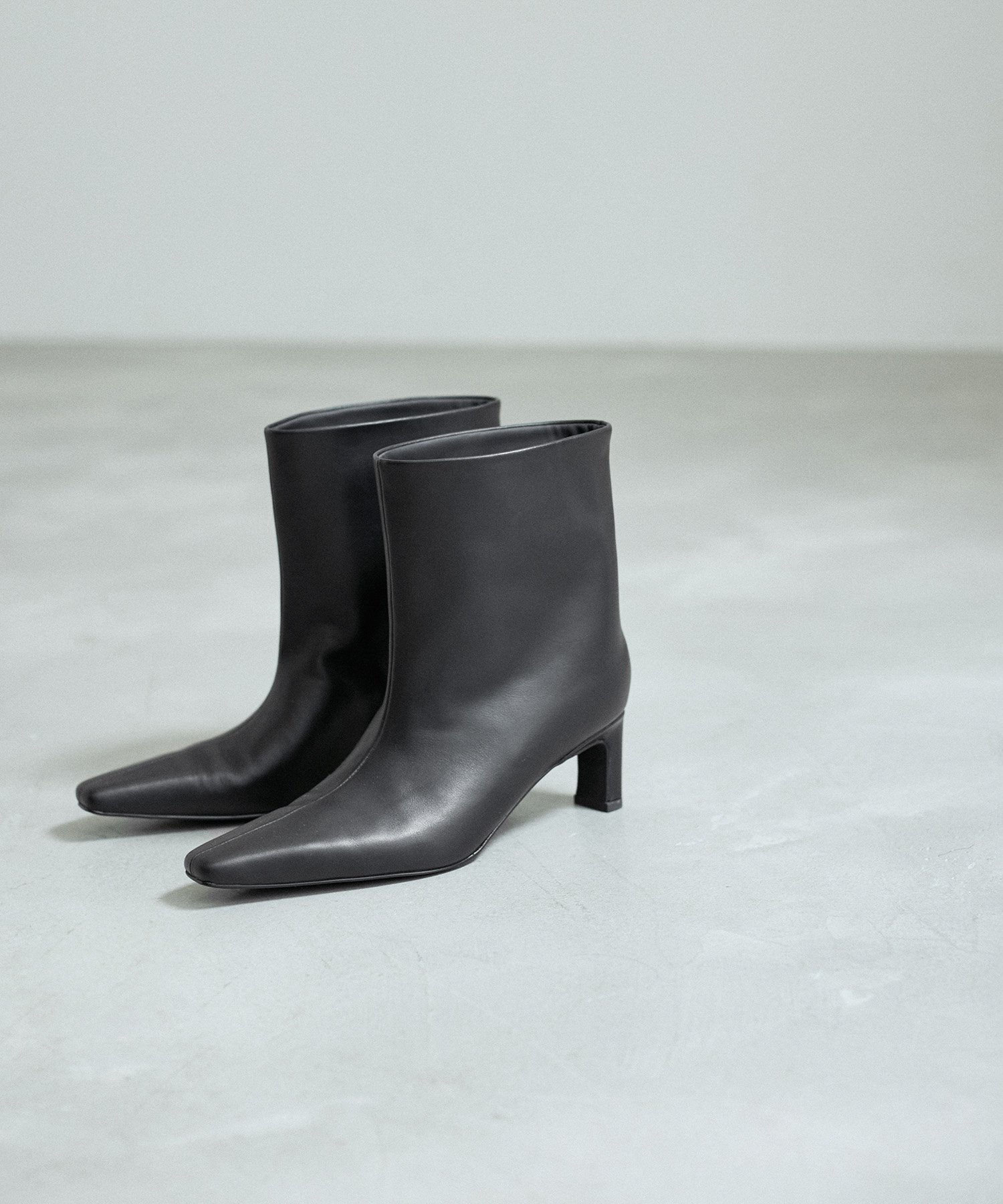 ADAM ET ROPE'｜MOL レザーワイドシャフトブーツ | Rakuten Fashion