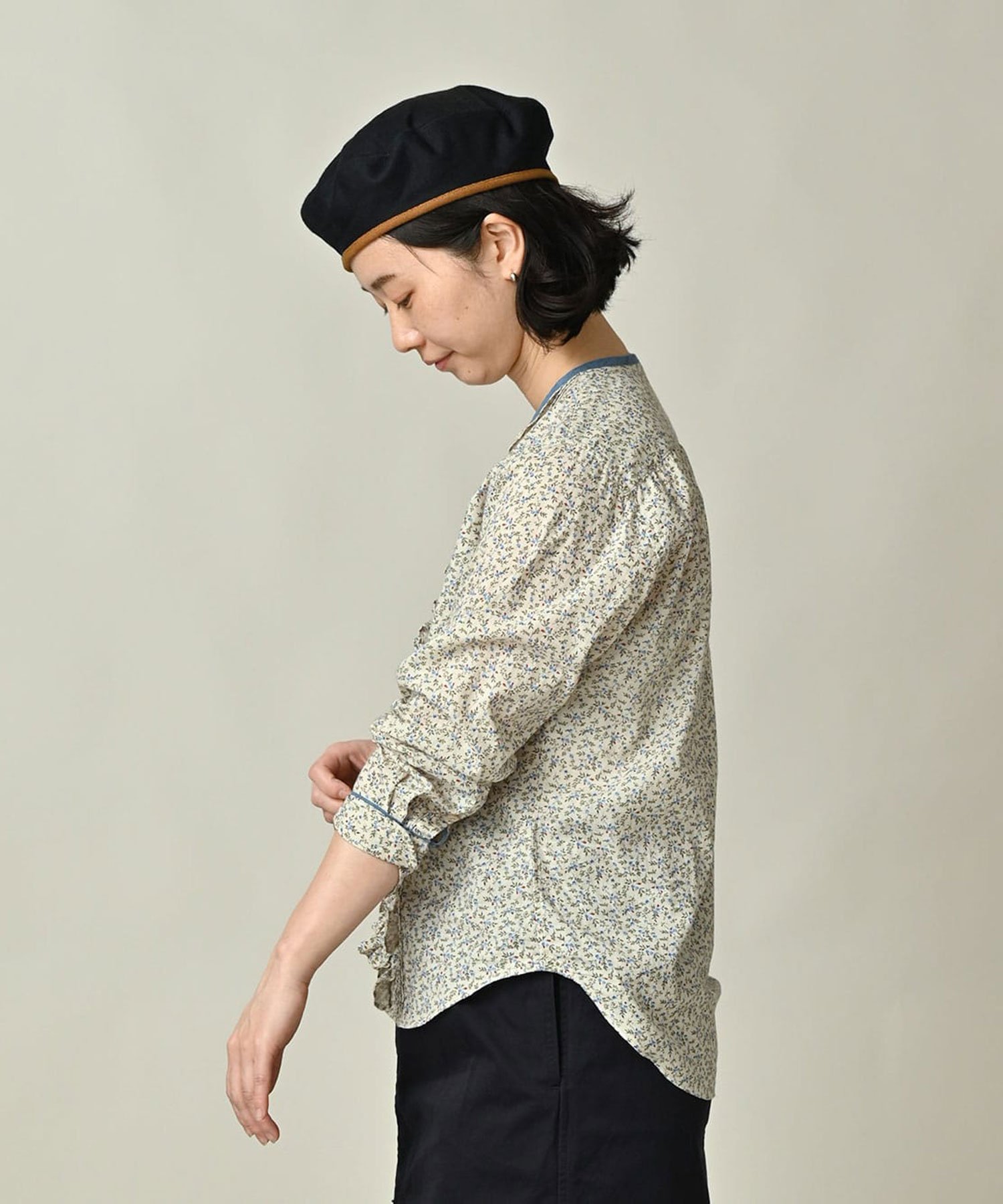 45R｜ツタフラワープリントのフリルブラウス | Rakuten Fashion(楽天