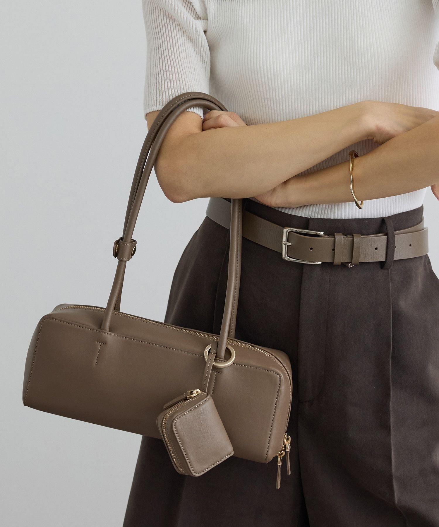 SALON adam et rope'｜ミニポーチ付きスプリットレザーワイドバッグ