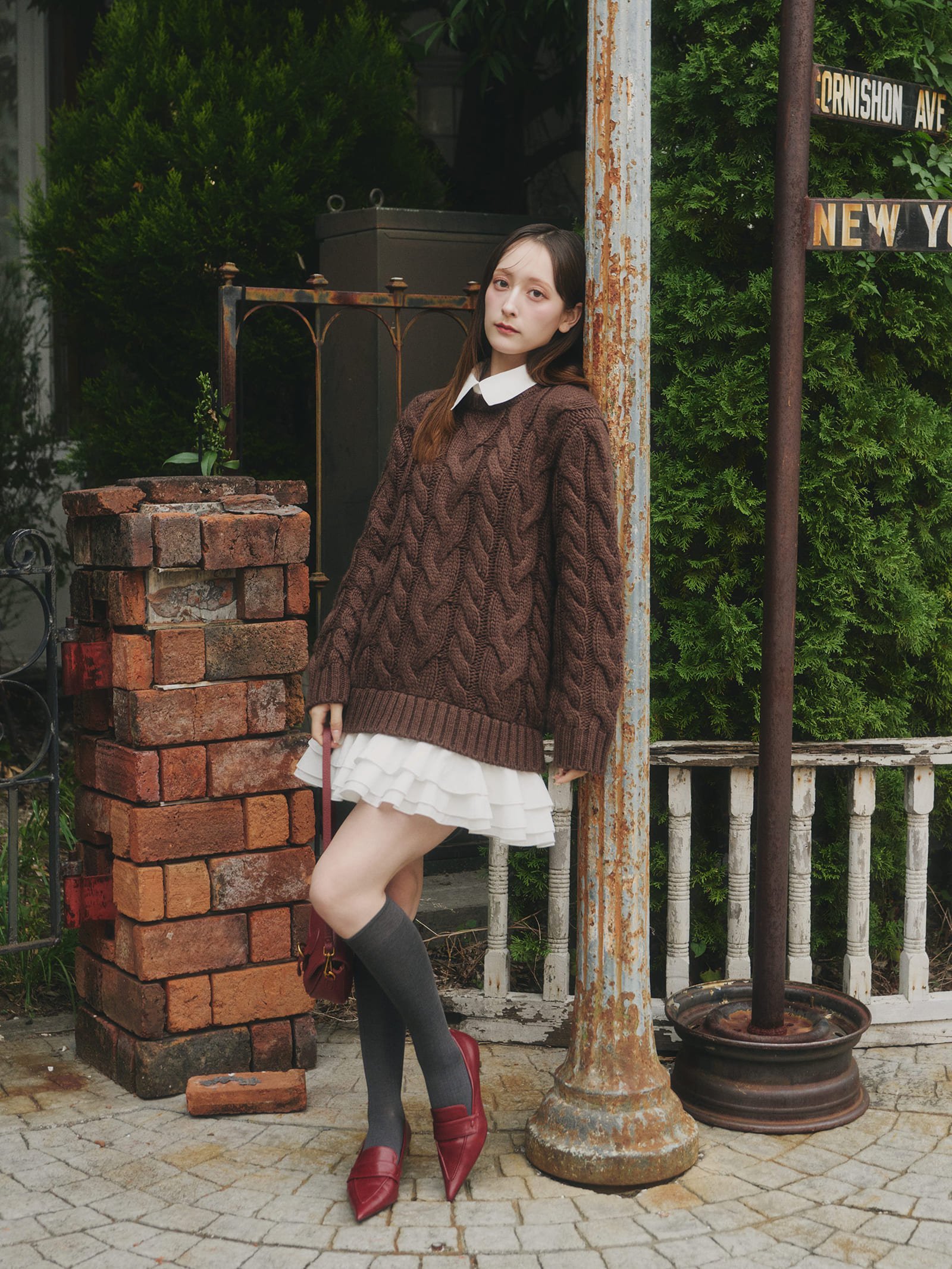 Olu.｜フリルレイヤードケーブルニット | Rakuten Fashion(楽天